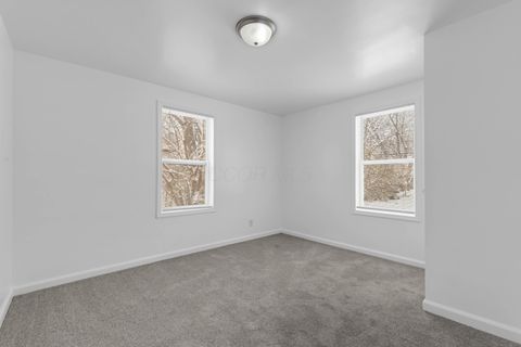 Tiny photo for 4212 Seigman Avenue, Columbus, OH 43213 (MLS # 225044726)