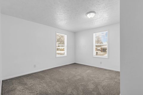 Tiny photo for 4212 Seigman Avenue, Columbus, OH 43213 (MLS # 225044726)