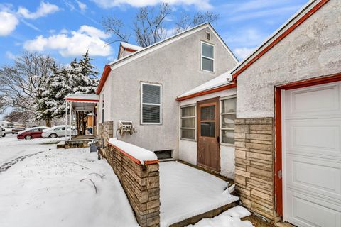 Tiny photo for 4212 Seigman Avenue, Columbus, OH 43213 (MLS # 225044726)