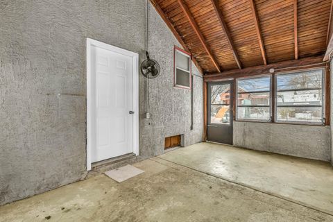 Tiny photo for 4212 Seigman Avenue, Columbus, OH 43213 (MLS # 225044726)