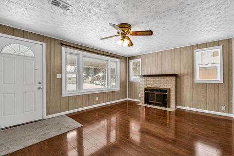Tiny photo for 4212 Seigman Avenue, Columbus, OH 43213 (MLS # 225044726)