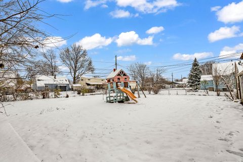 Tiny photo for 4212 Seigman Avenue, Columbus, OH 43213 (MLS # 225044726)