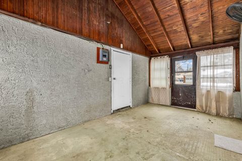 Tiny photo for 4212 Seigman Avenue, Columbus, OH 43213 (MLS # 225044726)