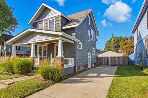Tiny photo for 44 W Pacemont Road, Columbus, OH 43202 (MLS # 225037585)