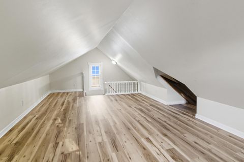 Tiny photo for 44 W Pacemont Road, Columbus, OH 43202 (MLS # 225037585)