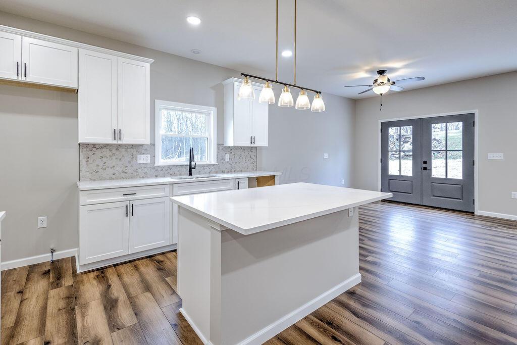 301 Lakeview Heights Drive, Howard, Ohio image 13