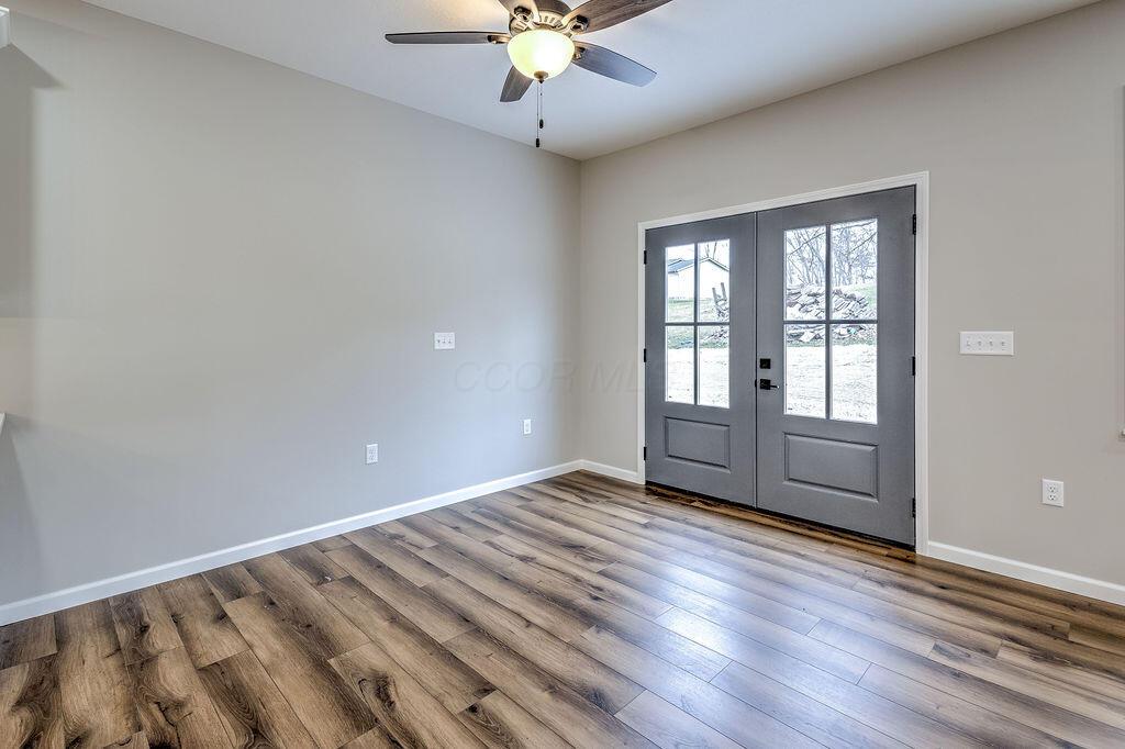 301 Lakeview Heights Drive, Howard, Ohio image 15