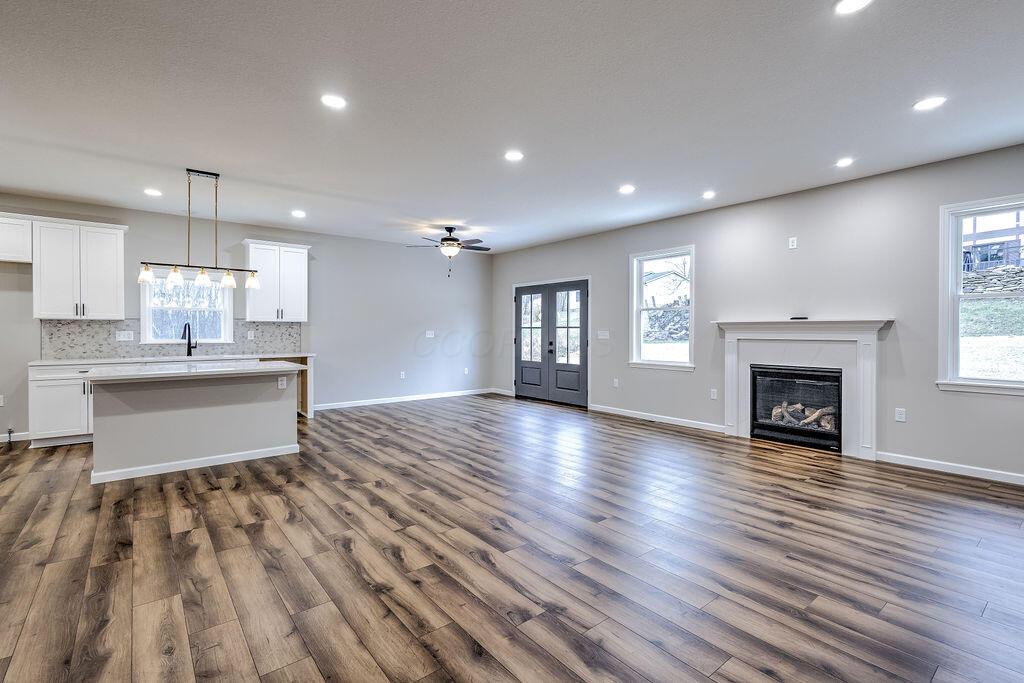 301 Lakeview Heights Drive, Howard, Ohio image 16