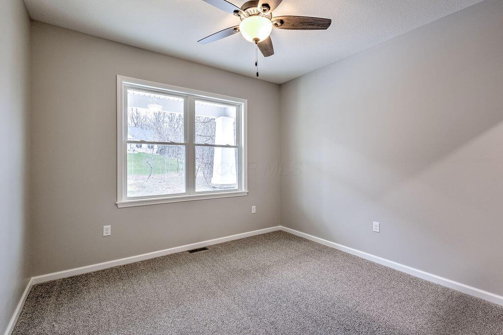 301 Lakeview Heights Drive, Howard, Ohio image 29