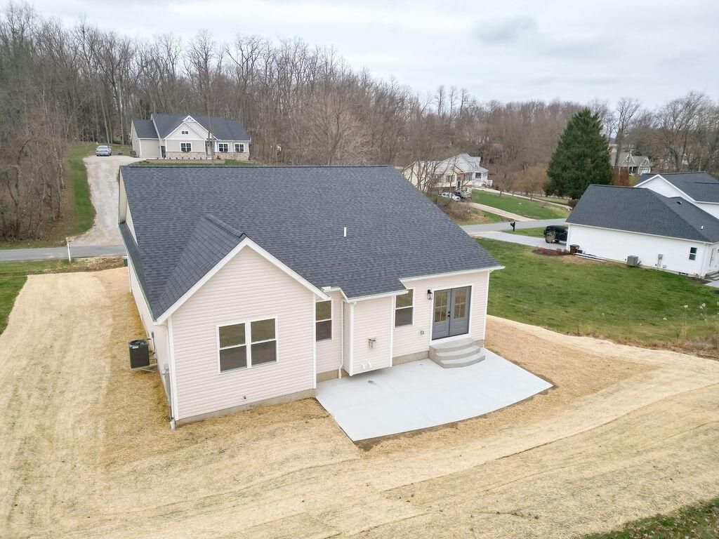 301 Lakeview Heights Drive, Howard, Ohio image 46