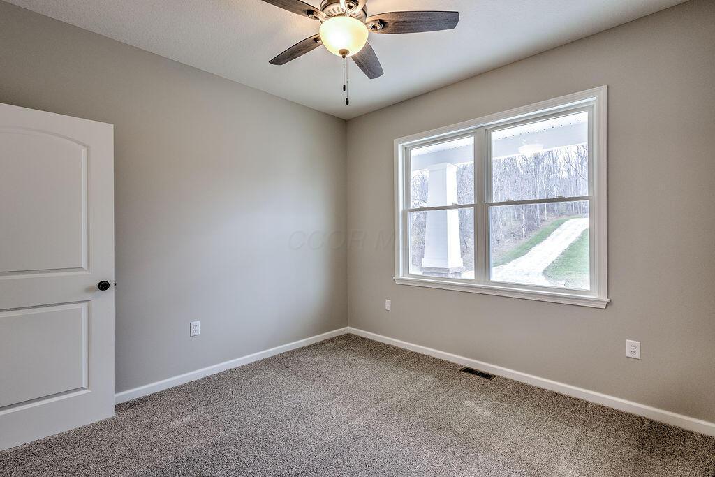 301 Lakeview Heights Drive, Howard, Ohio image 30