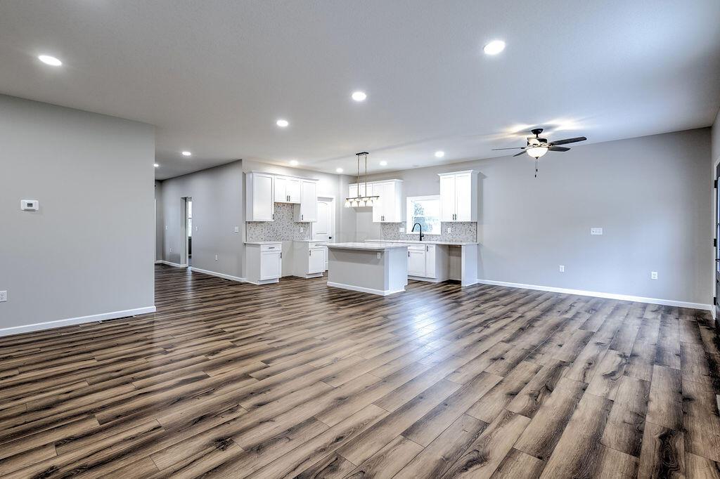 301 Lakeview Heights Drive, Howard, Ohio image 17
