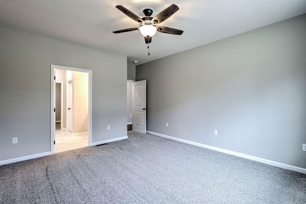 301 Lakeview Heights Drive, Howard, Ohio image 24
