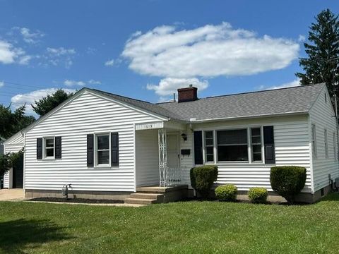 Homes For Sale - 1019 Lanreco Boulevard<br/> Lancaster, OH 43130