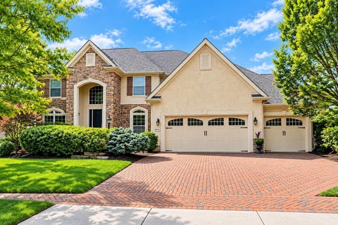 Photo of 4614 Hirth Hill Road E, Grove City, OH 43123 (MLS # 226037566)