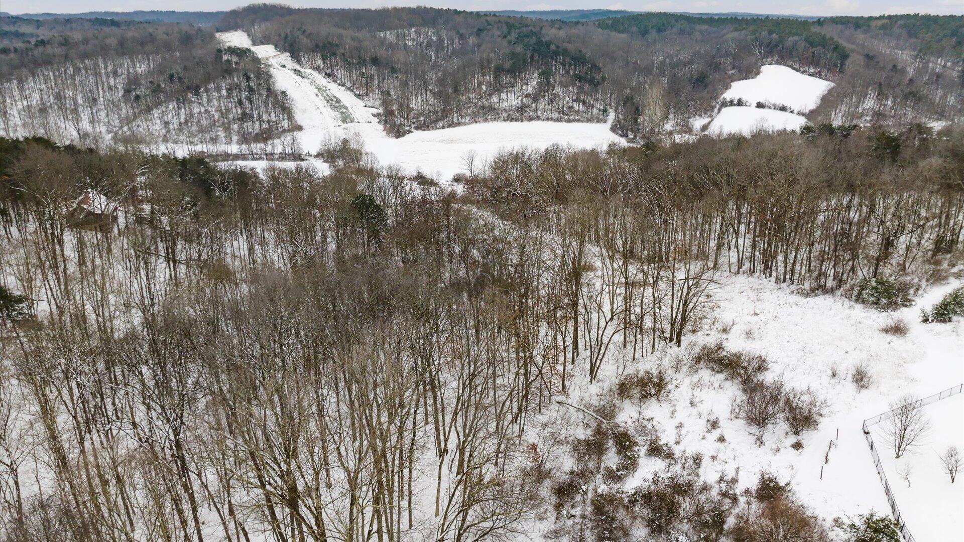 Blackjack Road, Logan, Ohio image 18