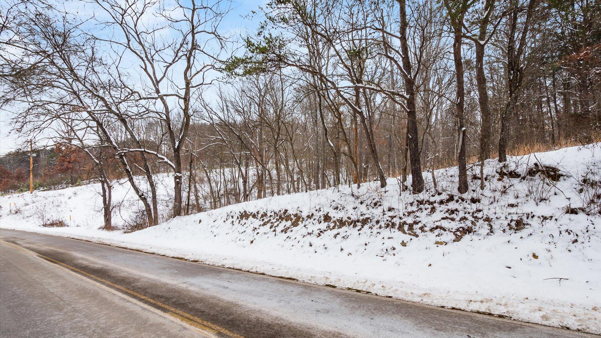 Blackjack Road, Logan, Ohio image 31