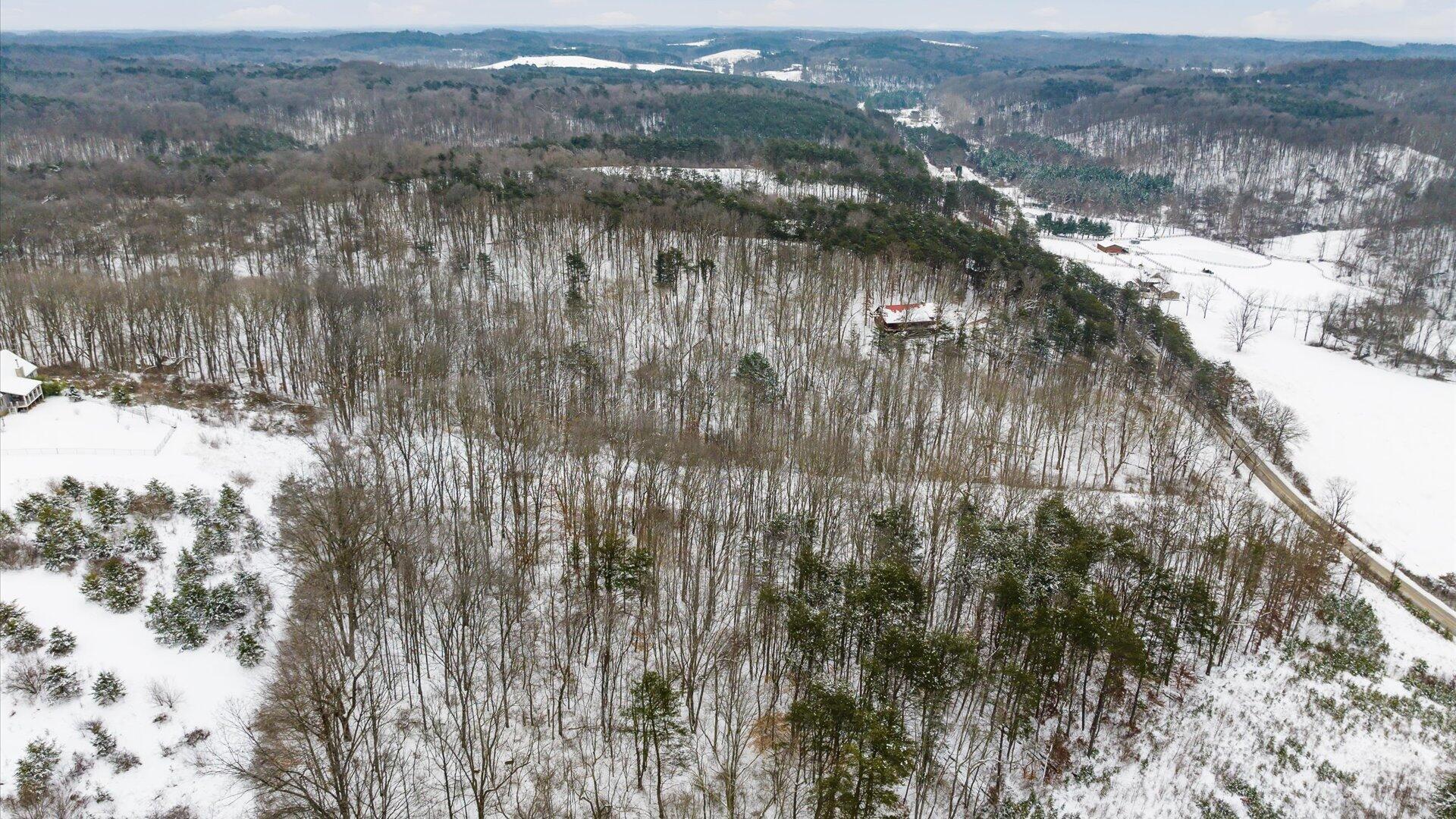 Blackjack Road, Logan, Ohio image 11
