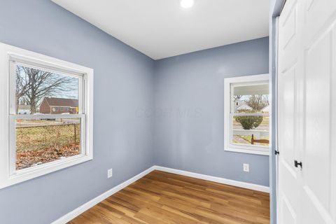 Tiny photo for 2173 Lexington Avenue, Columbus, OH 43211 (MLS # 226014083)