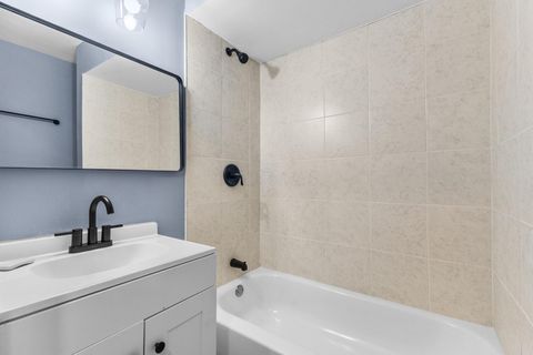 Tiny photo for 2173 Lexington Avenue, Columbus, OH 43211 (MLS # 226014083)