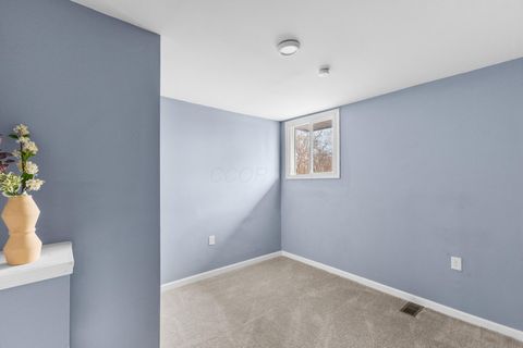 Tiny photo for 2173 Lexington Avenue, Columbus, OH 43211 (MLS # 226014083)