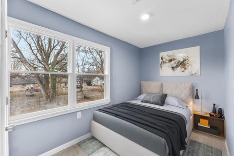 Tiny photo for 2173 Lexington Avenue, Columbus, OH 43211 (MLS # 226014083)