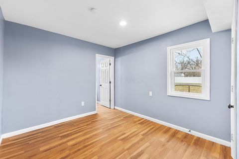 Tiny photo for 2173 Lexington Avenue, Columbus, OH 43211 (MLS # 226014083)
