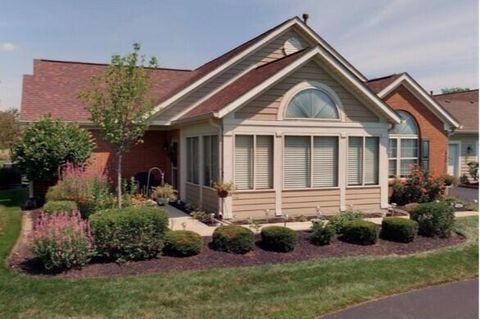 Photo of 4521 Collingwood Pointe Place 2 #2, Columbus, OH 43230 (MLS # 226013323)