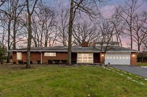 Photo of 6637 Merwin Road, Columbus, OH 43235 (MLS # 225045963)
