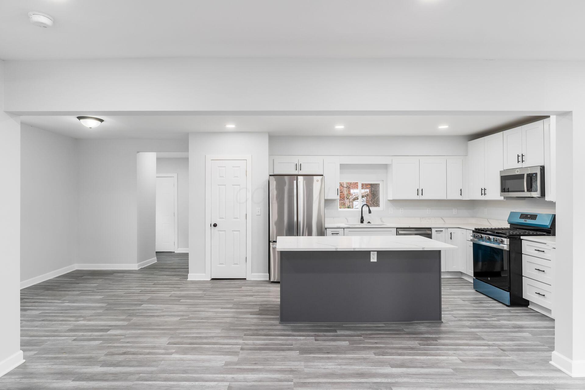 905 Carpenter Street, Columbus, Ohio image 17