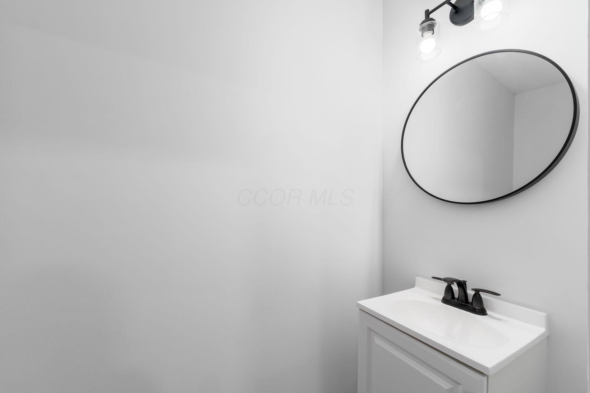 905 Carpenter Street, Columbus, Ohio image 22