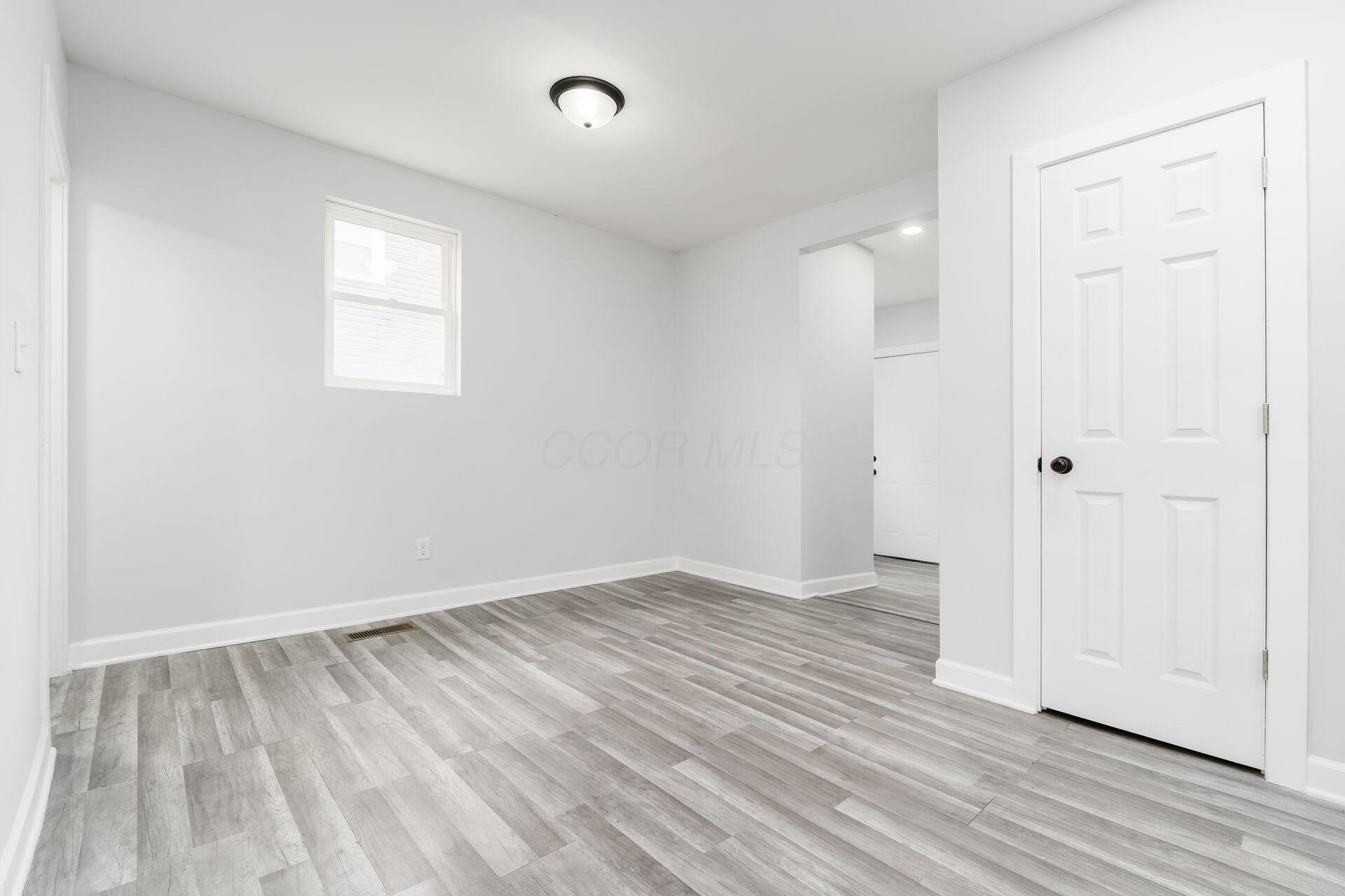 905 Carpenter Street, Columbus, Ohio image 19