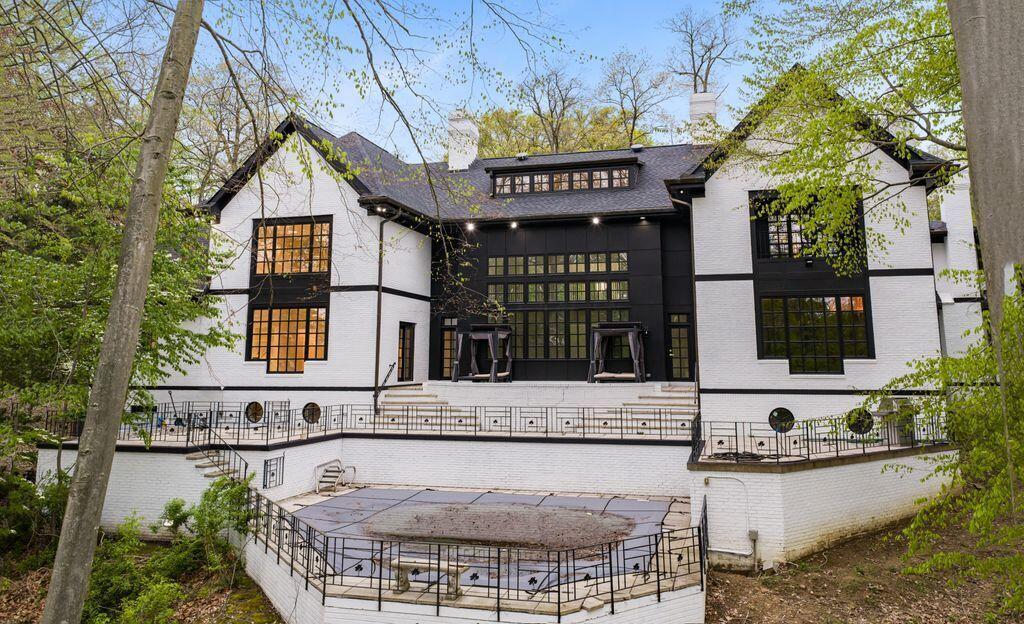Wooster, Ohio, 44691, United States, 6 Bedrooms Bedrooms, ,9 BathroomsBathrooms,Residential,Active,2052053