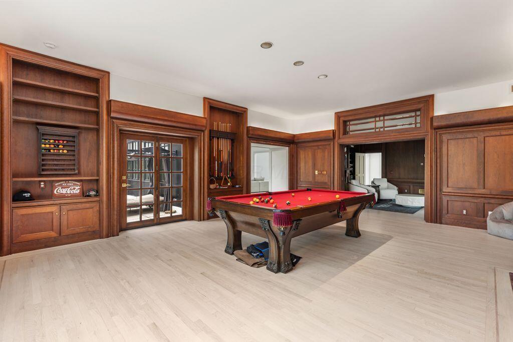 Wooster, Ohio, 44691, United States, 6 Bedrooms Bedrooms, ,9 BathroomsBathrooms,Residential,Active,2052053