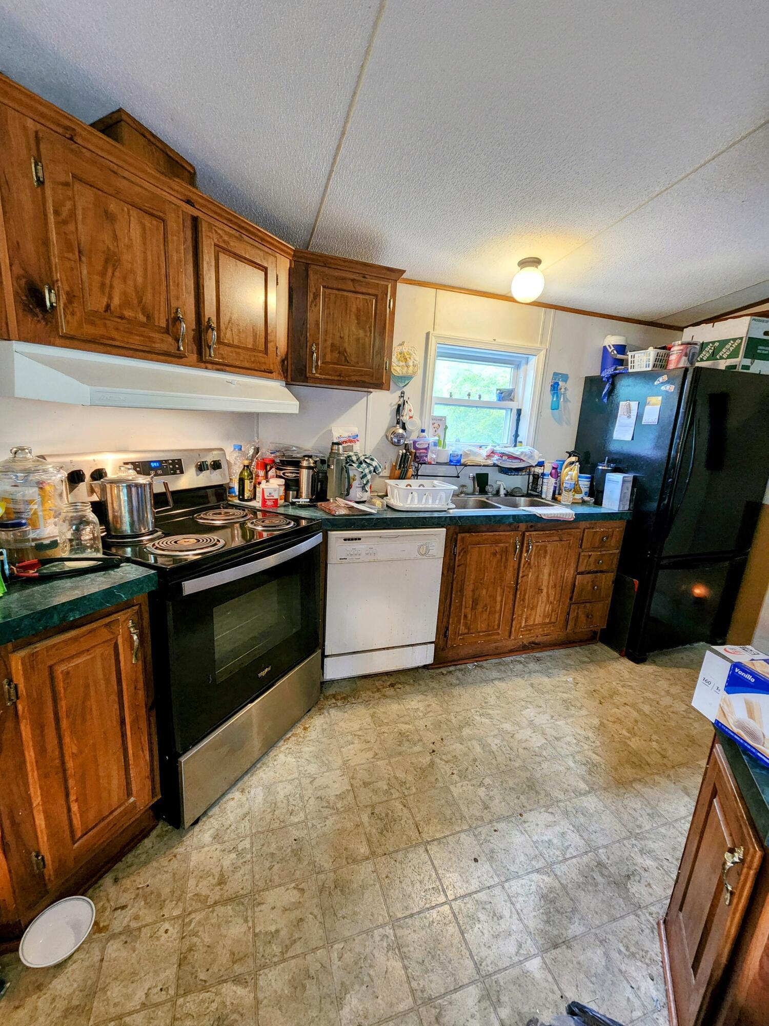 6960 Bluebell Road, Cumberland, Ohio image 16