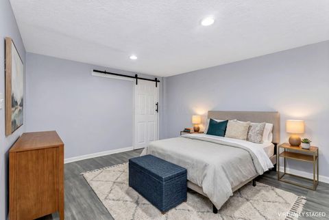 Tiny photo for 889 Noddymill Lane E 33C #33C, Columbus, OH 43085 (MLS # 226014223)