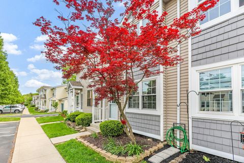 Tiny photo for 889 Noddymill Lane E 33C #33C, Columbus, OH 43085 (MLS # 226014223)