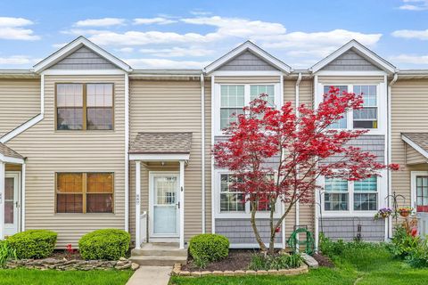 Photo of 889 Noddymill Lane E 33C #33C, Columbus, OH 43085 (MLS # 226014223)