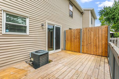 Tiny photo for 889 Noddymill Lane E 33C #33C, Columbus, OH 43085 (MLS # 226014223)