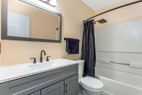 Tiny photo for 889 Noddymill Lane E 33C #33C, Columbus, OH 43085 (MLS # 226014223)