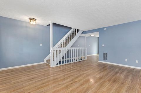 Tiny photo for 889 Noddymill Lane E 33C #33C, Columbus, OH 43085 (MLS # 226014223)