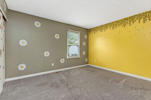Tiny photo for 889 Noddymill Lane E 33C #33C, Columbus, OH 43085 (MLS # 226014223)