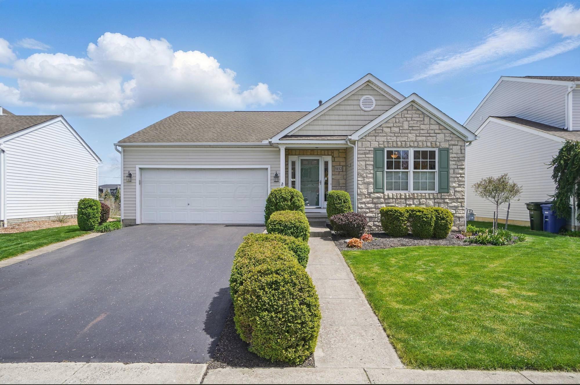5152 Dry Creek Drive, Dublin, Ohio image 2
