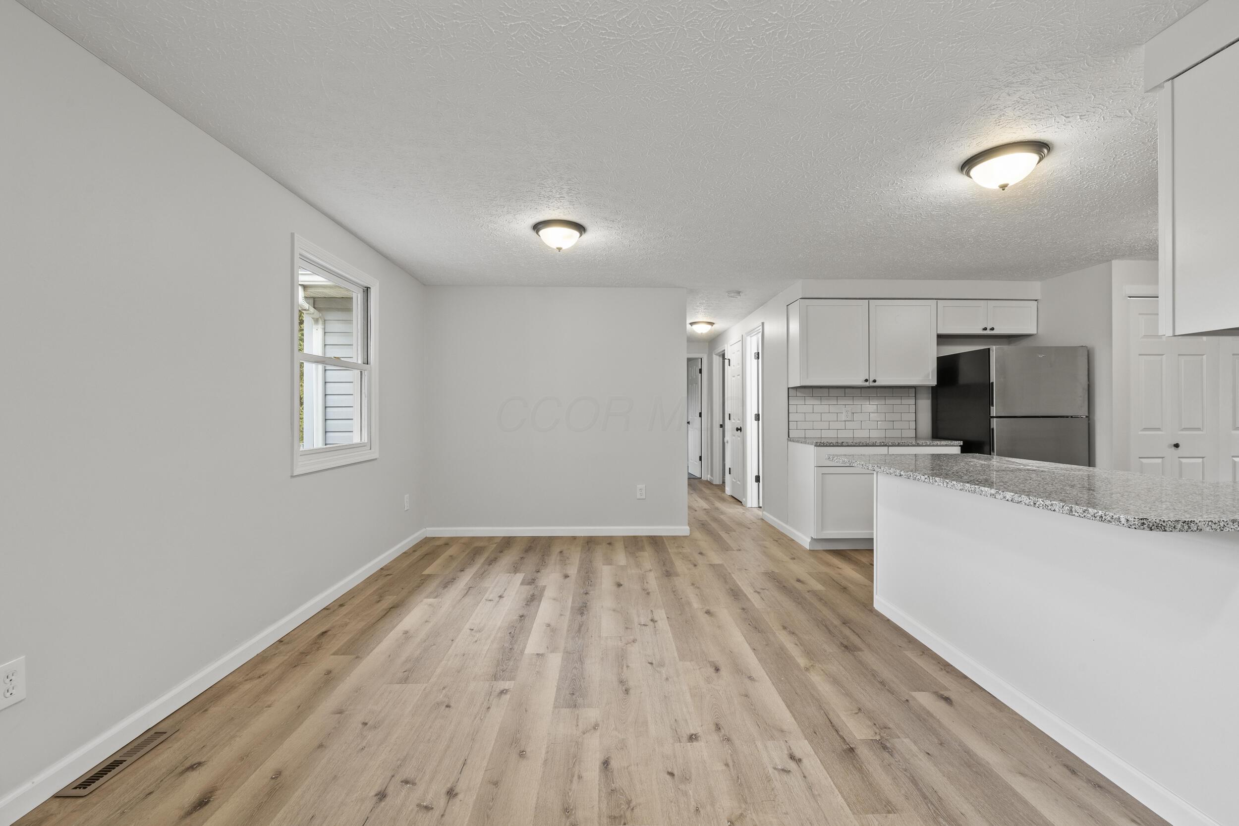 194 S Fork Circle, Pataskala, Ohio image 10