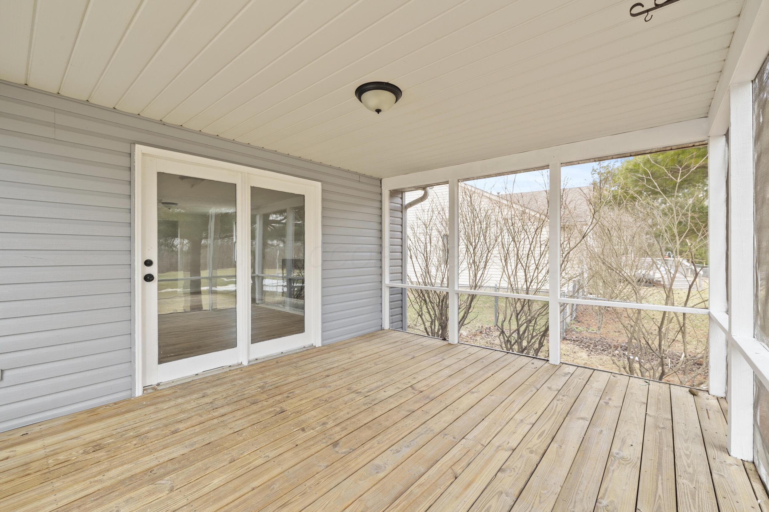 194 S Fork Circle, Pataskala, Ohio image 19