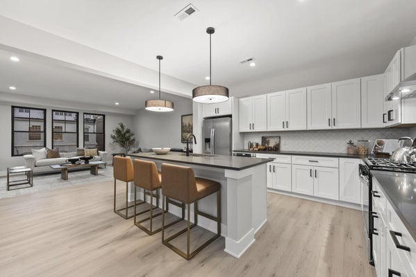 535 W CHAPEL ST, COLUMBUS, OH 43215 - Image cd3bbfd13e4b8a7d3536b115203a825c/1035170526