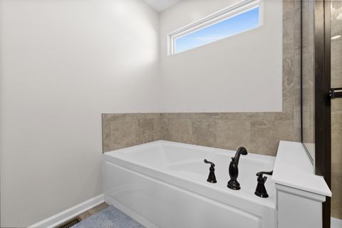 Tiny photo for 1132 Ayrshire Drive, Obetz, OH 43207 (MLS # 226004569)