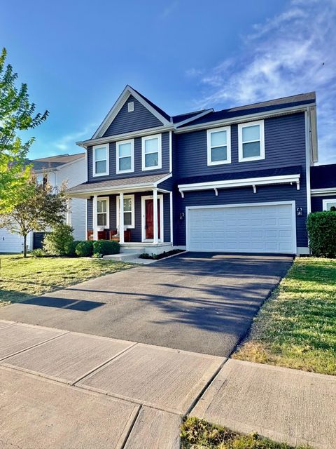 Photo of 1132 Ayrshire Drive, Obetz, OH 43207 (MLS # 226004569)