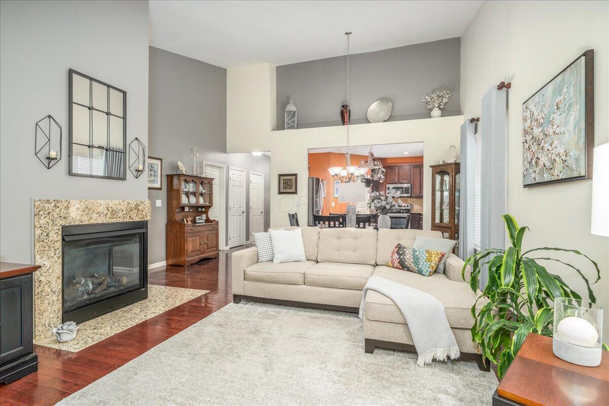 3272 Belstead Drive, Grove City, Ohio image 4