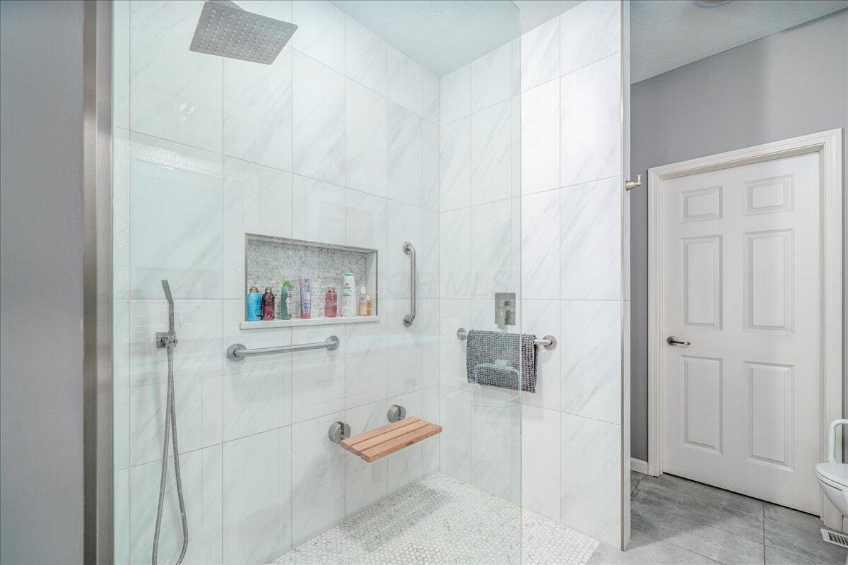 3272 Belstead Drive, Grove City, Ohio image 25